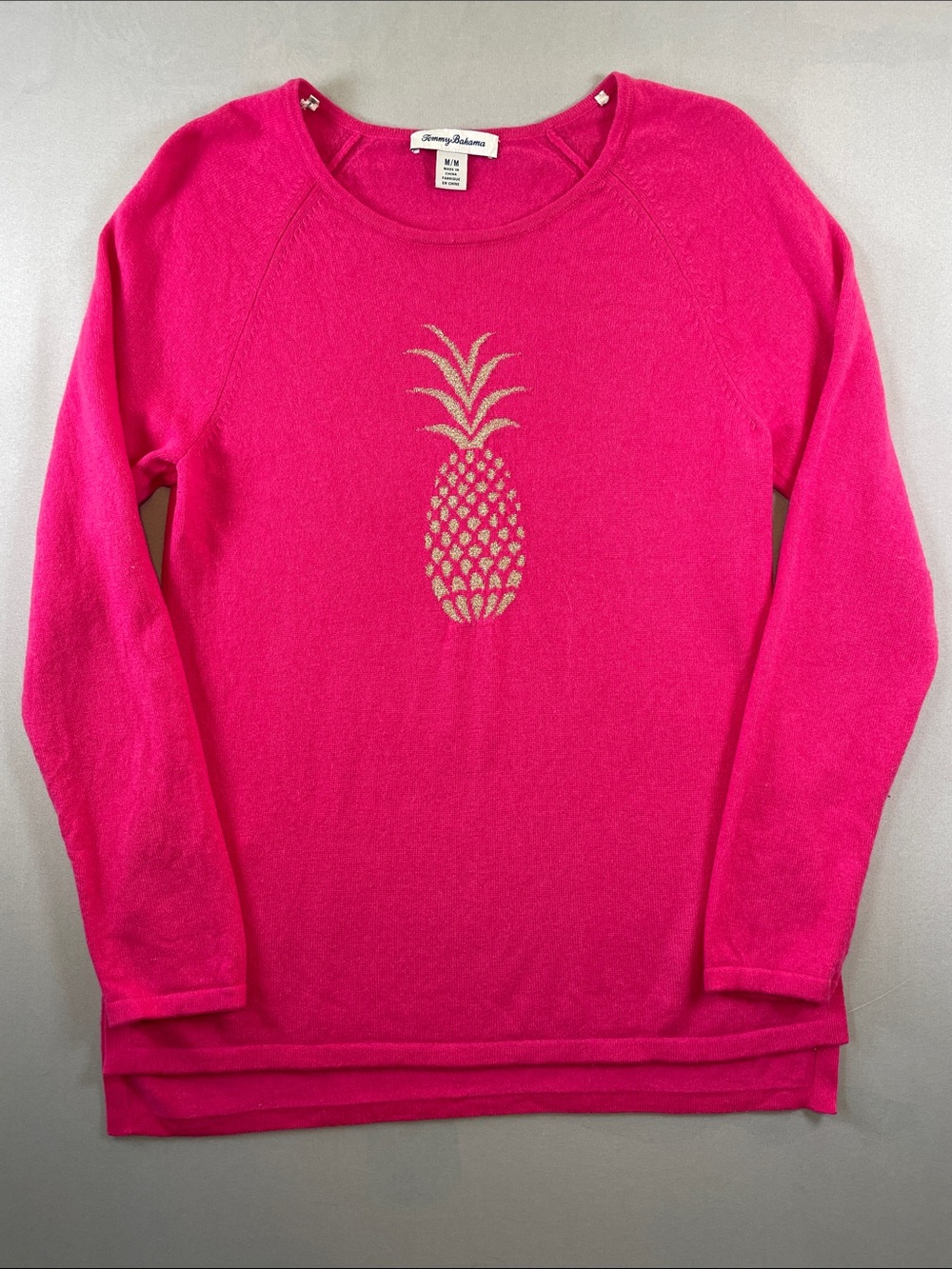 Tommy Bahama Wool Cashmere Blend Bright Pink Sweater Gold Pineapple Medium